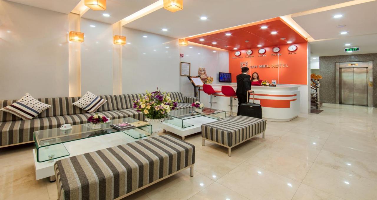Van Mieu Hotel Ханой Екстериор снимка